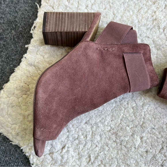 Splendid Rose Suede Peep Toe Criss Cross Elastic Slingback Block Heel Booties - Picture 4 of 11